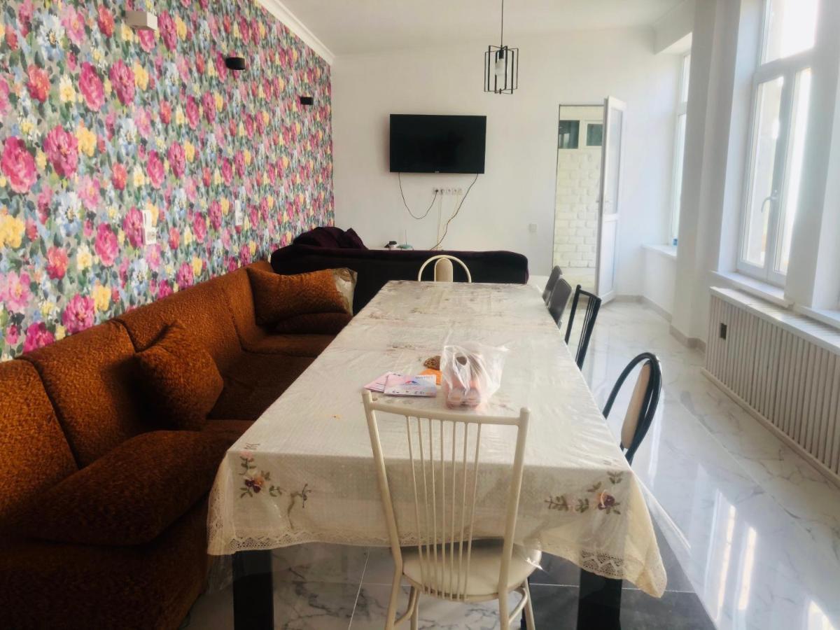 Sweet Home Hostel Bishkek Luaran gambar