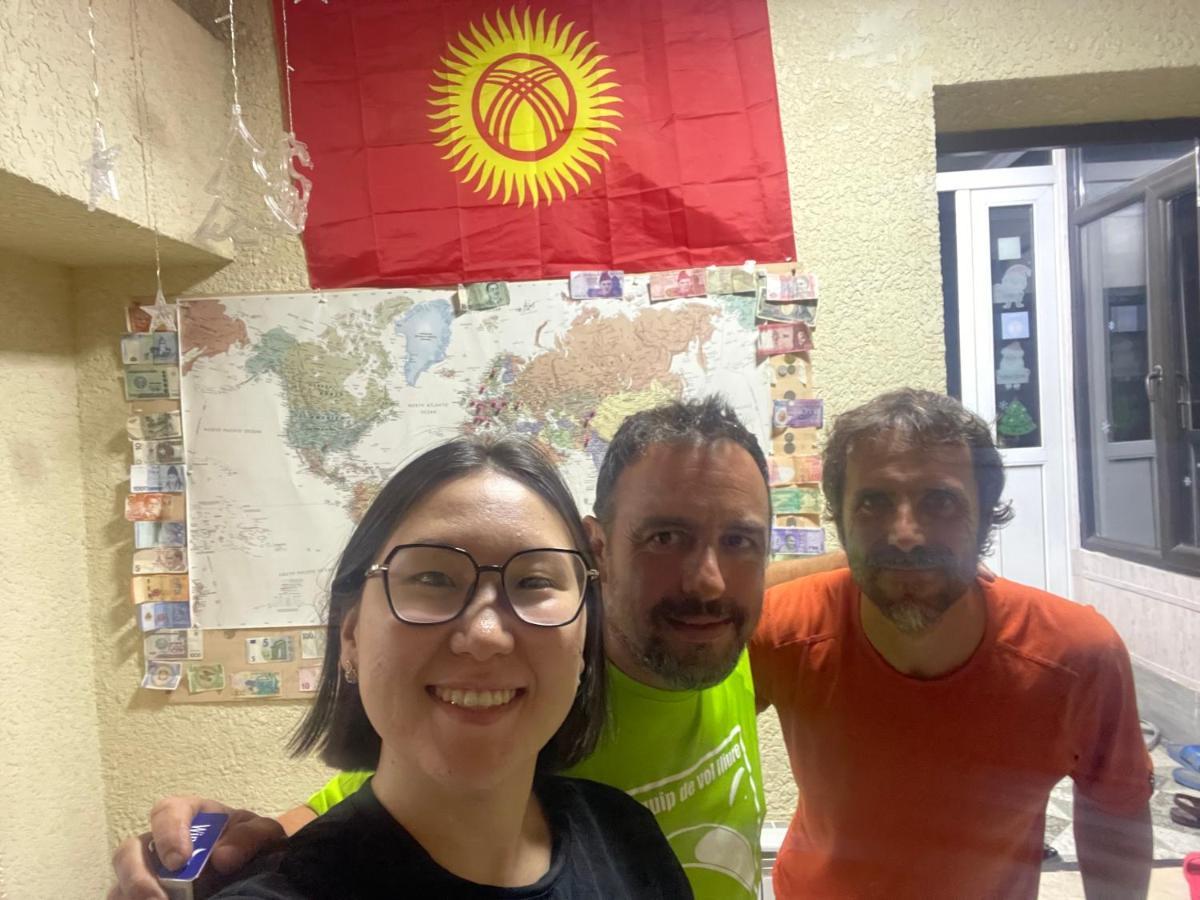 Sweet Home Hostel Bishkek Luaran gambar
