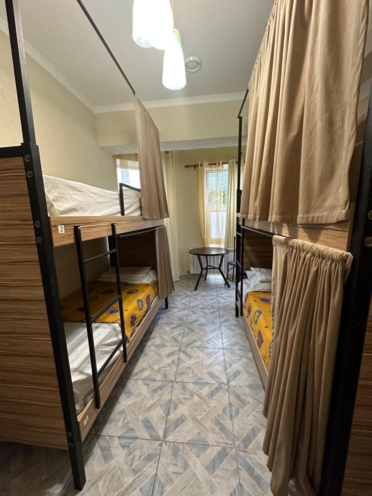 Sweet Home Hostel Bishkek Luaran gambar